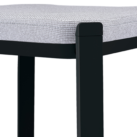 B<br />
ブラック塗装・ブラックシェル